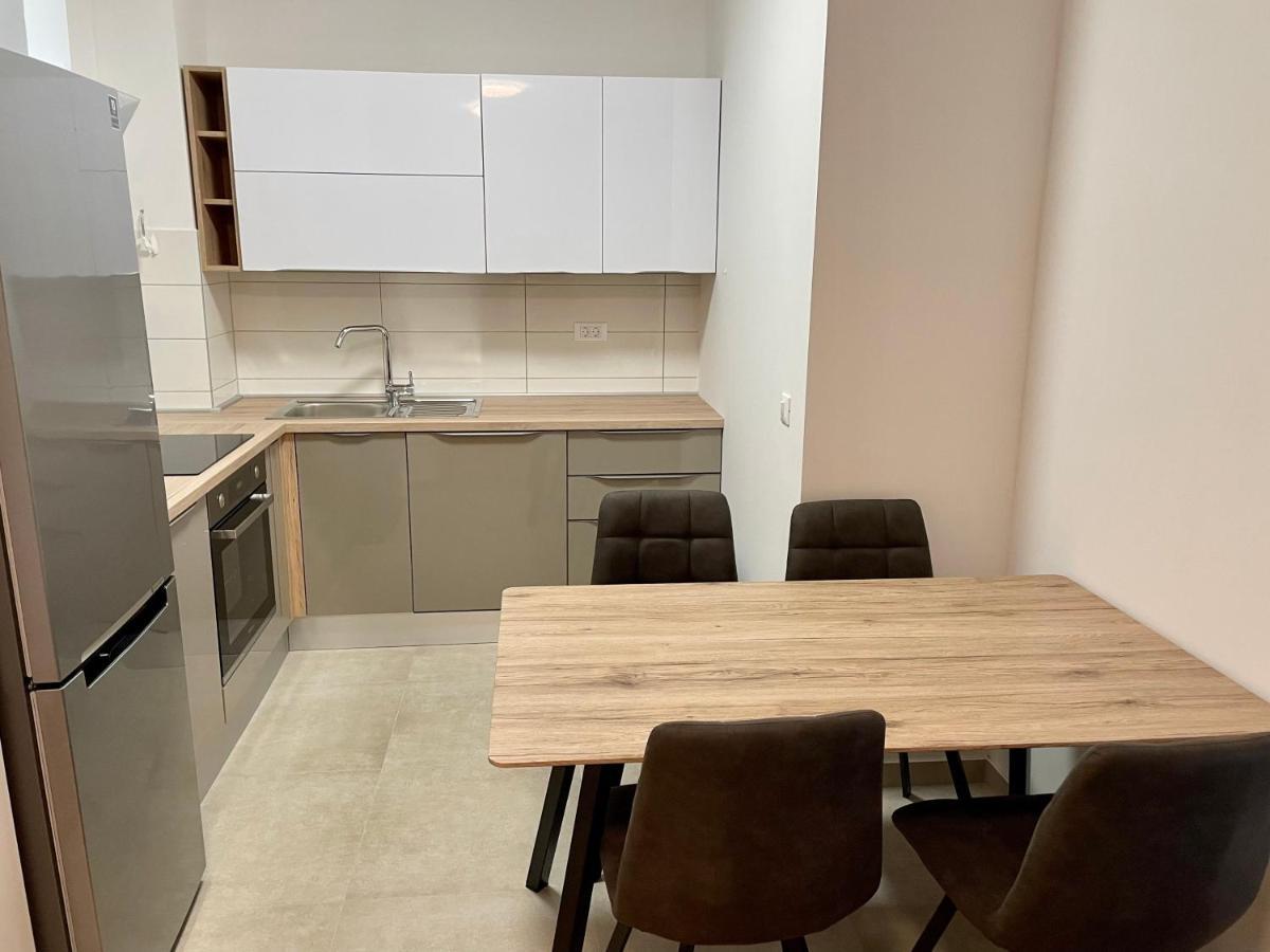 Apartment Diana Zara Parking Free מראה חיצוני תמונה