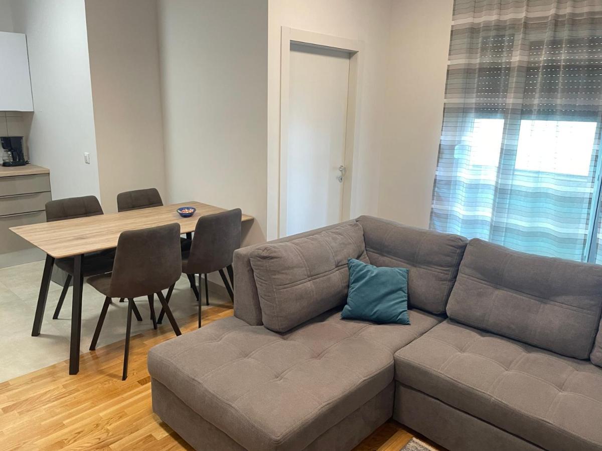 Apartment Diana Zara Parking Free מראה חיצוני תמונה