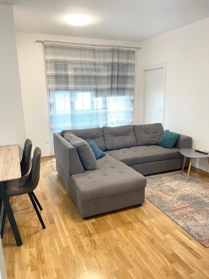 Apartment Diana Zara Parking Free מראה חיצוני תמונה