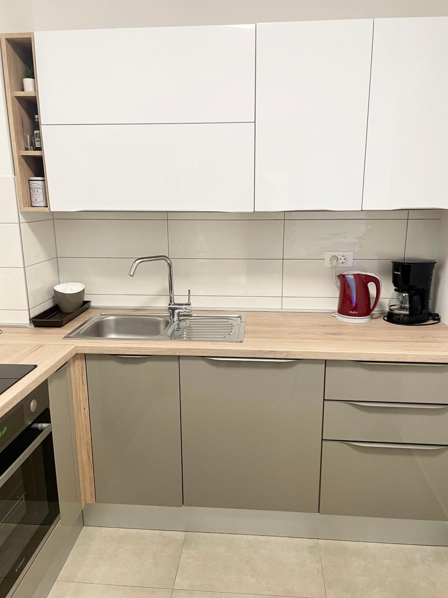 Apartment Diana Zara Parking Free מראה חיצוני תמונה